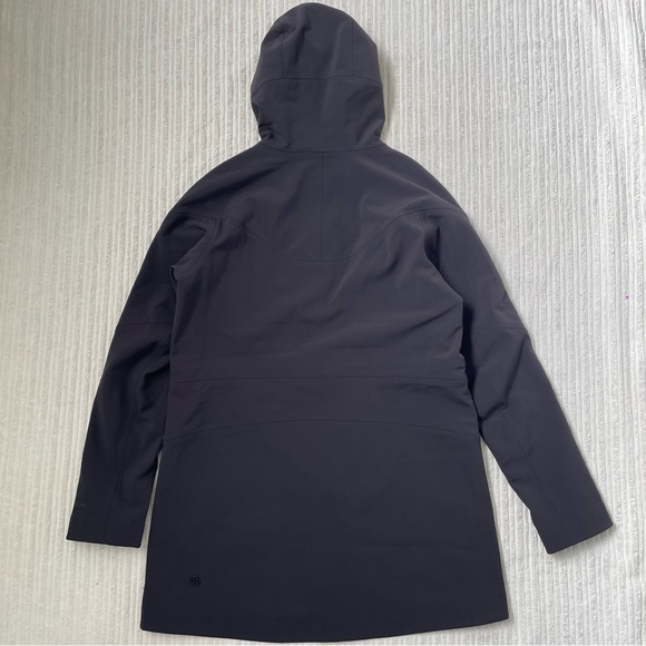 Lululemon Womens Soft Shell Waterproof Performance Jacket - Picture 9 of 12